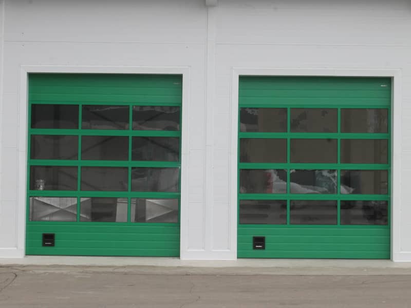 Промышленные ворота DoorHan в Южно-Сахалинске с установкой