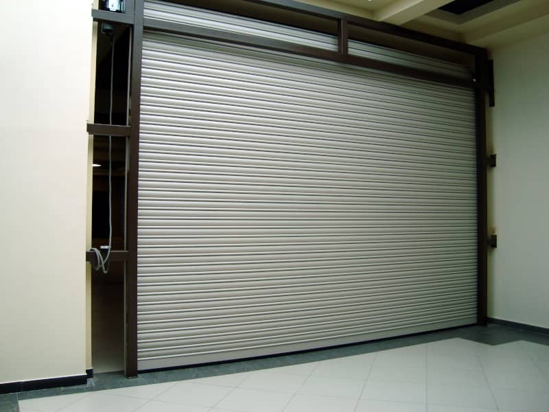 Роллетные ворота DoorHan в Южно-Сахалинске с установкой